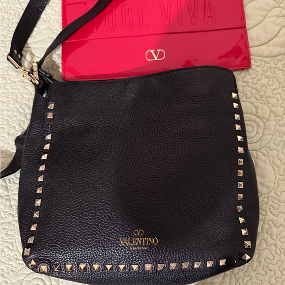 Authentic Valentino Garavani bag - Picture 2 of 5